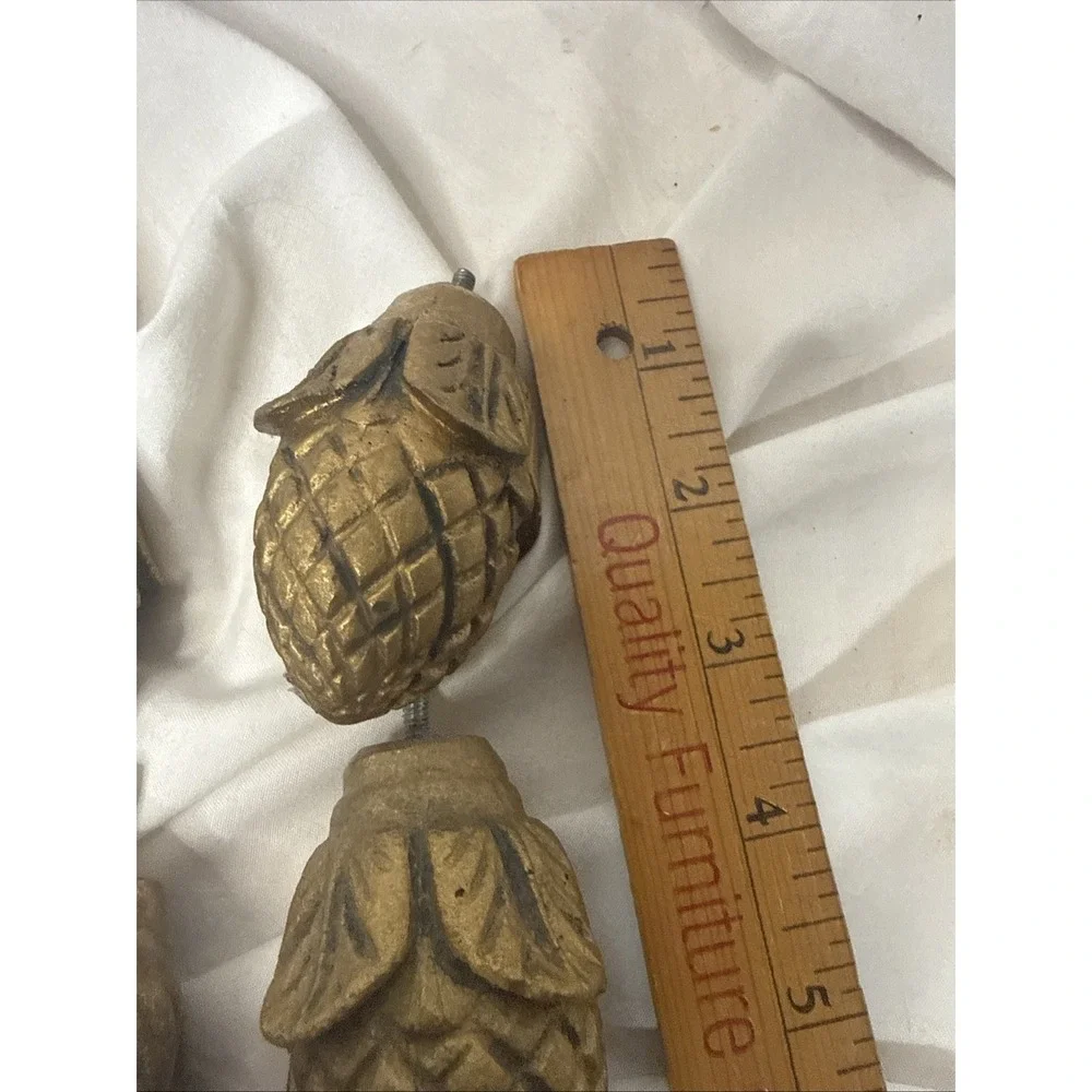 VTG Pineapple PineCone Gold Leaf Leaves Detailed Resin 3